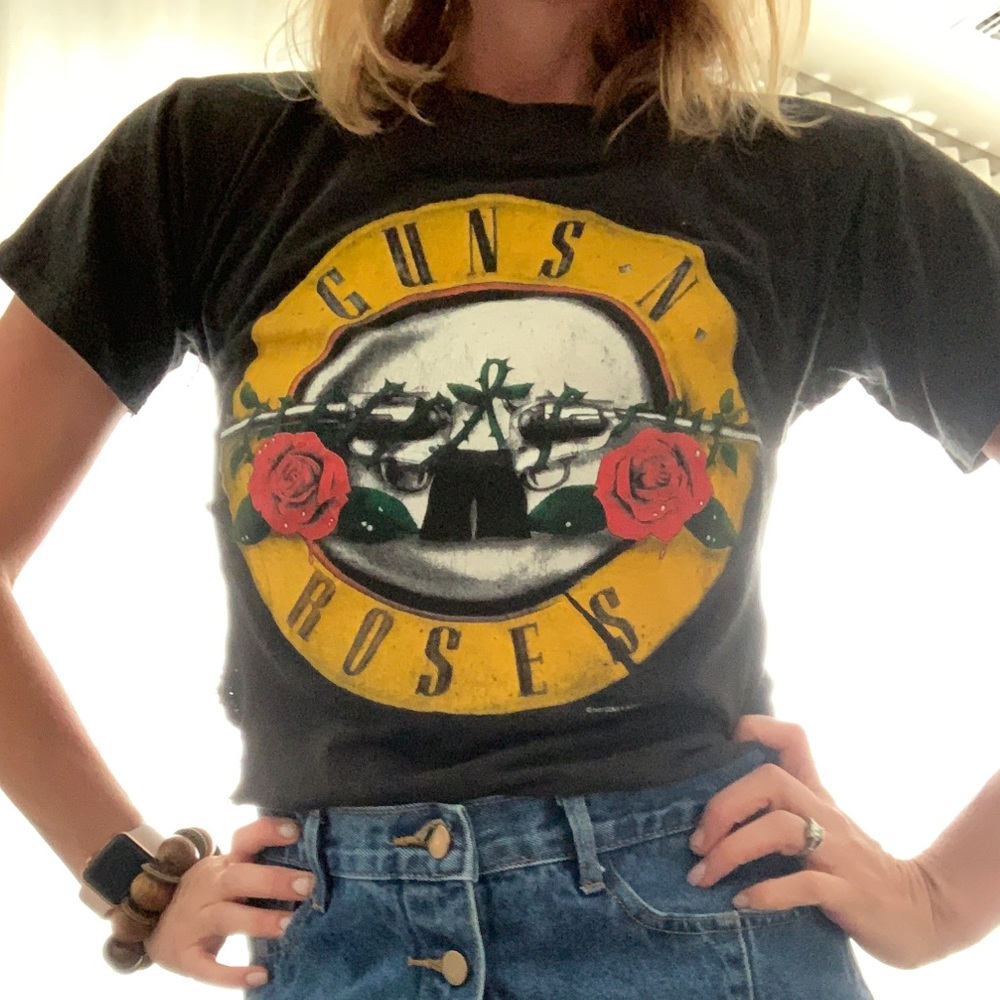 Vintage 1987 Guns N’ Roses rock tour shirt 🥀